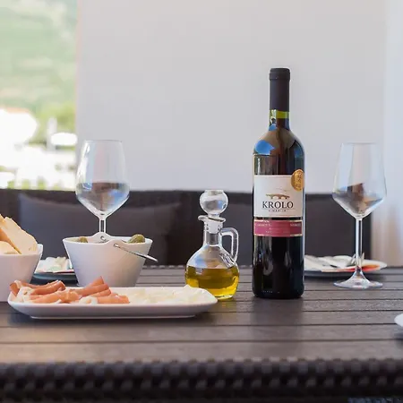 Moderne Ap- 2 Mit Pool Und Grill In Der Naehe Von Split Und Trogir By Interhome *