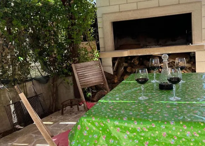 Moderne Ap- 2 Mit Pool Und Grill In Der Naehe Von Split Und Trogir By Interhome Apartment