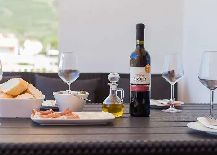 Moderne Ap- 2 Mit Pool Und Grill In Der Naehe Von Split Und Trogir By Interhome *