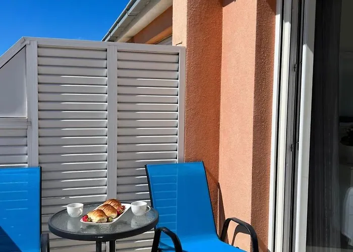 Moderne Ap- 2 Mit Pool Und Grill In Der Naehe Von Split Und Trogir By Interhome Kastela